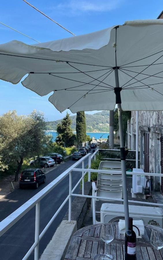 Monolocale Baia Dei Delfini Lägenhet Porto Venere Exteriör bild