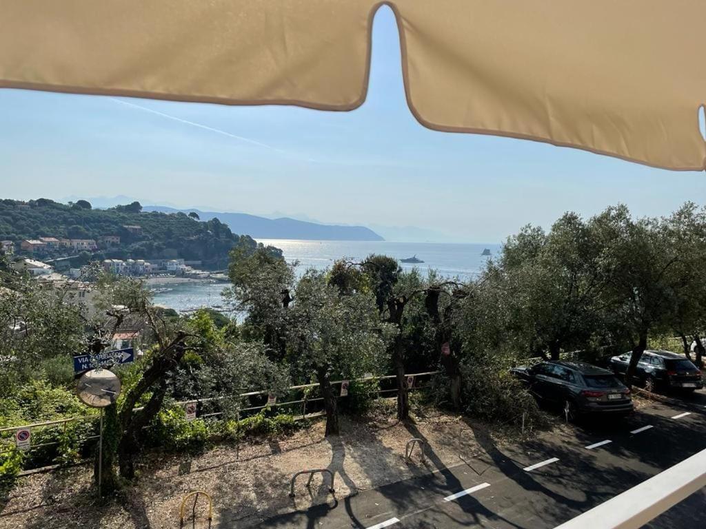 Monolocale Baia Dei Delfini Lägenhet Porto Venere Exteriör bild
